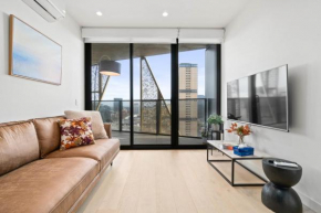 NEW Skyline View Luxury Apt Homey Heart of ADL Adelaide